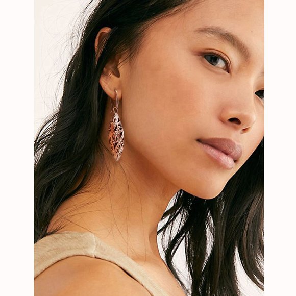 Free People Jewelry Silver Earrings Floral Filigree Bullet Pendan Boho - Picture 6 of 8